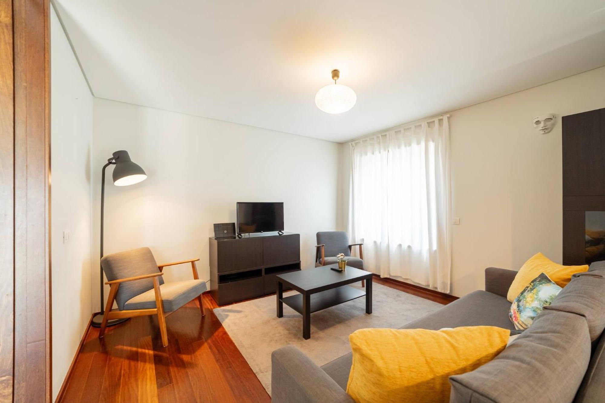 Modern Cedofeita By Hosty Apartment Porto Bagian luar foto