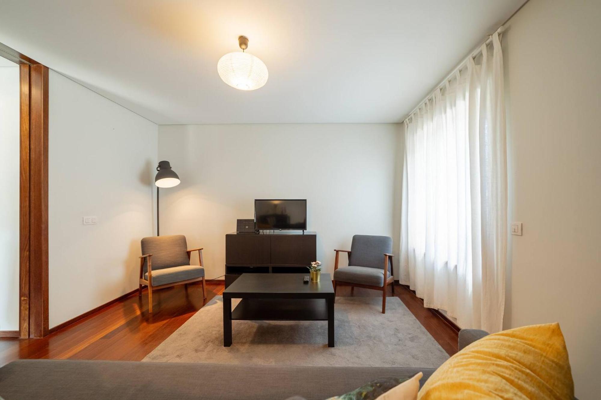 Modern Cedofeita By Hosty Apartment Porto Bagian luar foto