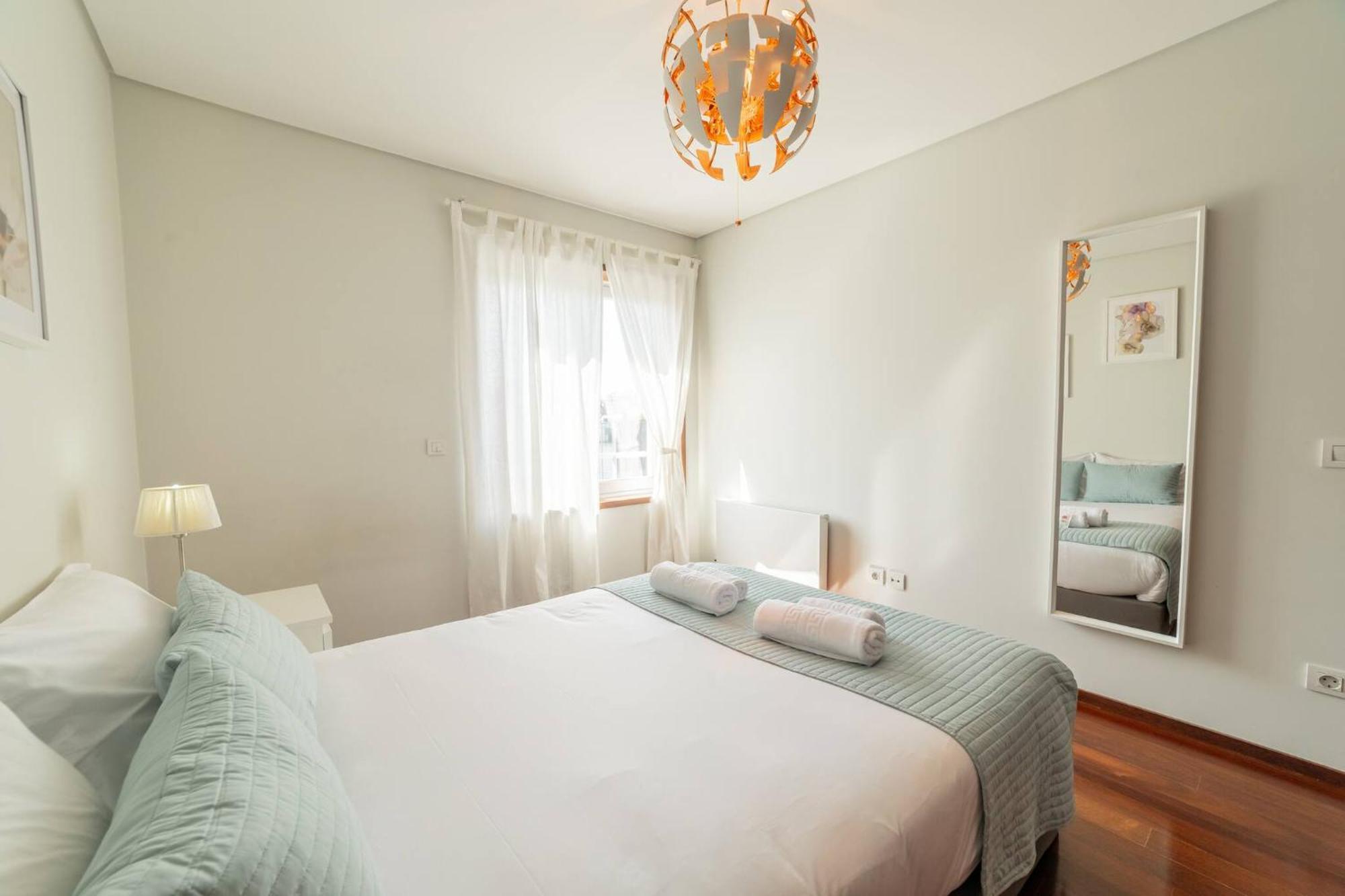 Modern Cedofeita By Hosty Apartment Porto Bagian luar foto