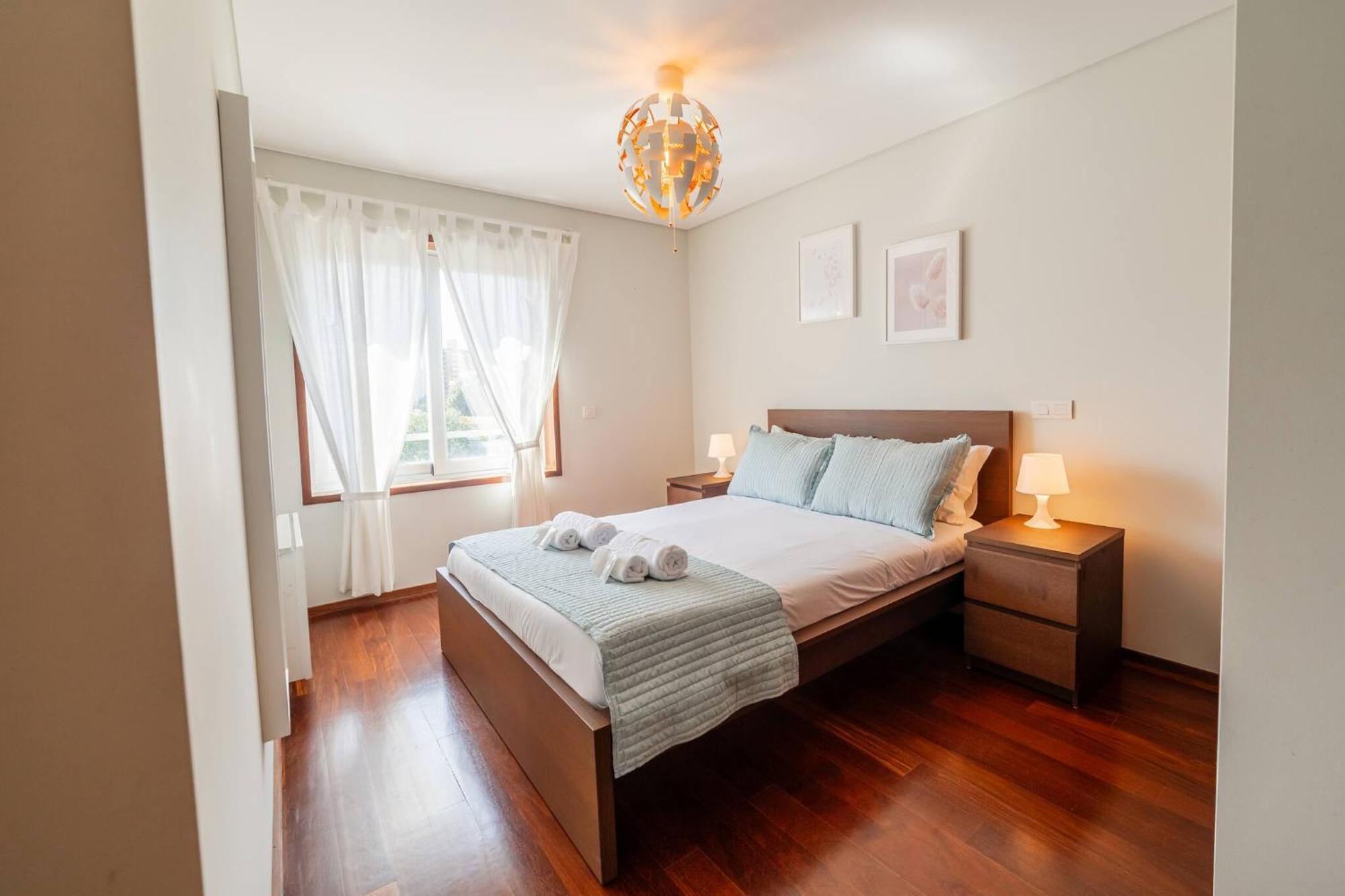 Modern Cedofeita By Hosty Apartment Porto Bagian luar foto